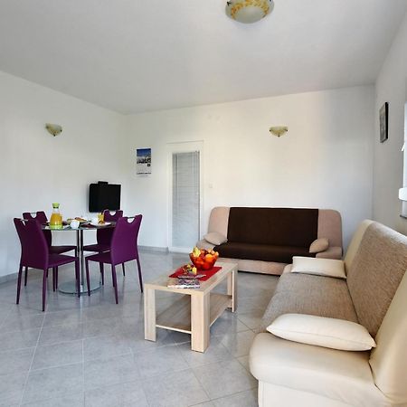 Apartmani Natasa Nino Jezera, Murter Oda fotoğraf