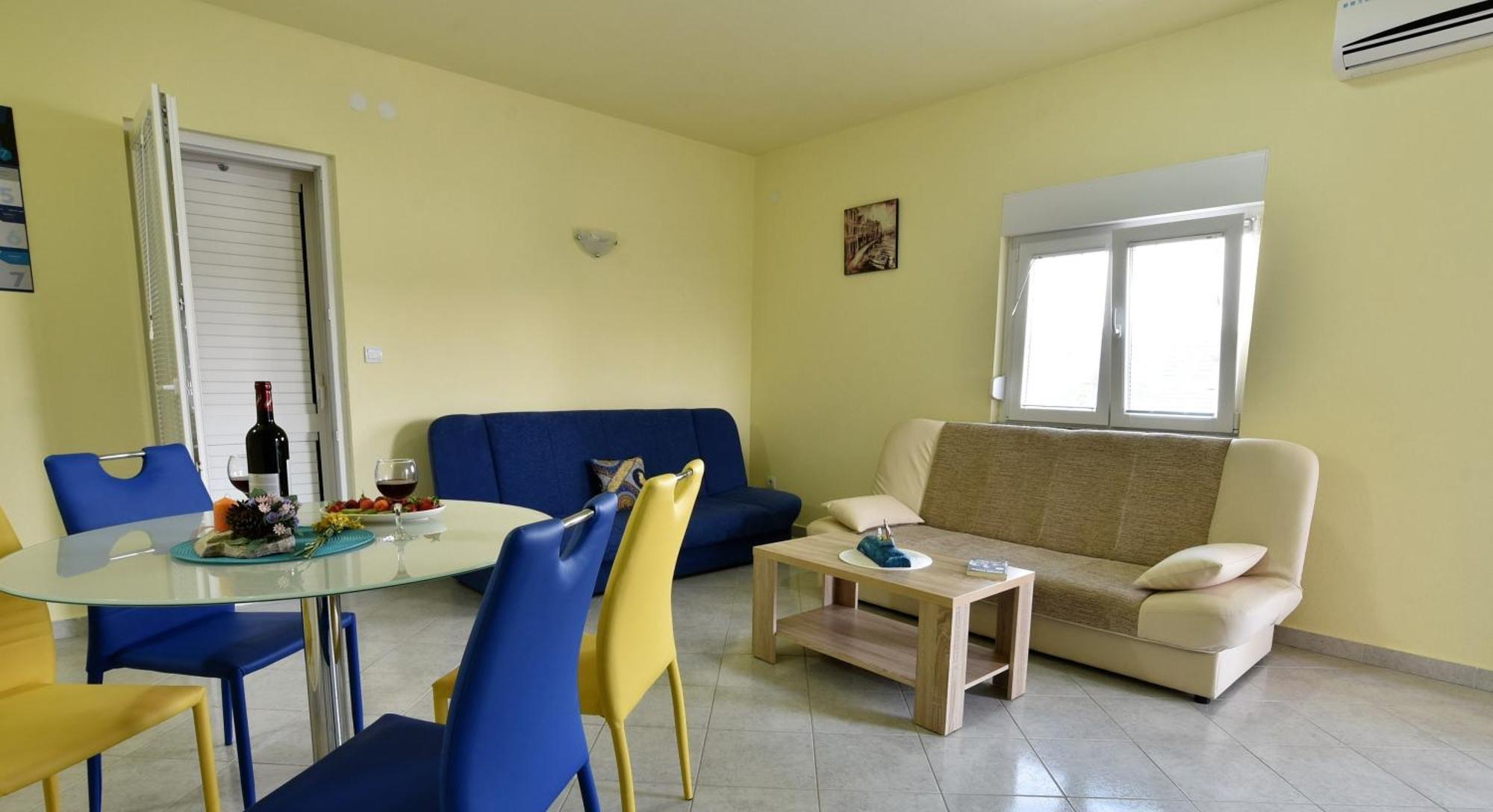Apartmani Natasa Nino Jezera, Murter Oda fotoğraf