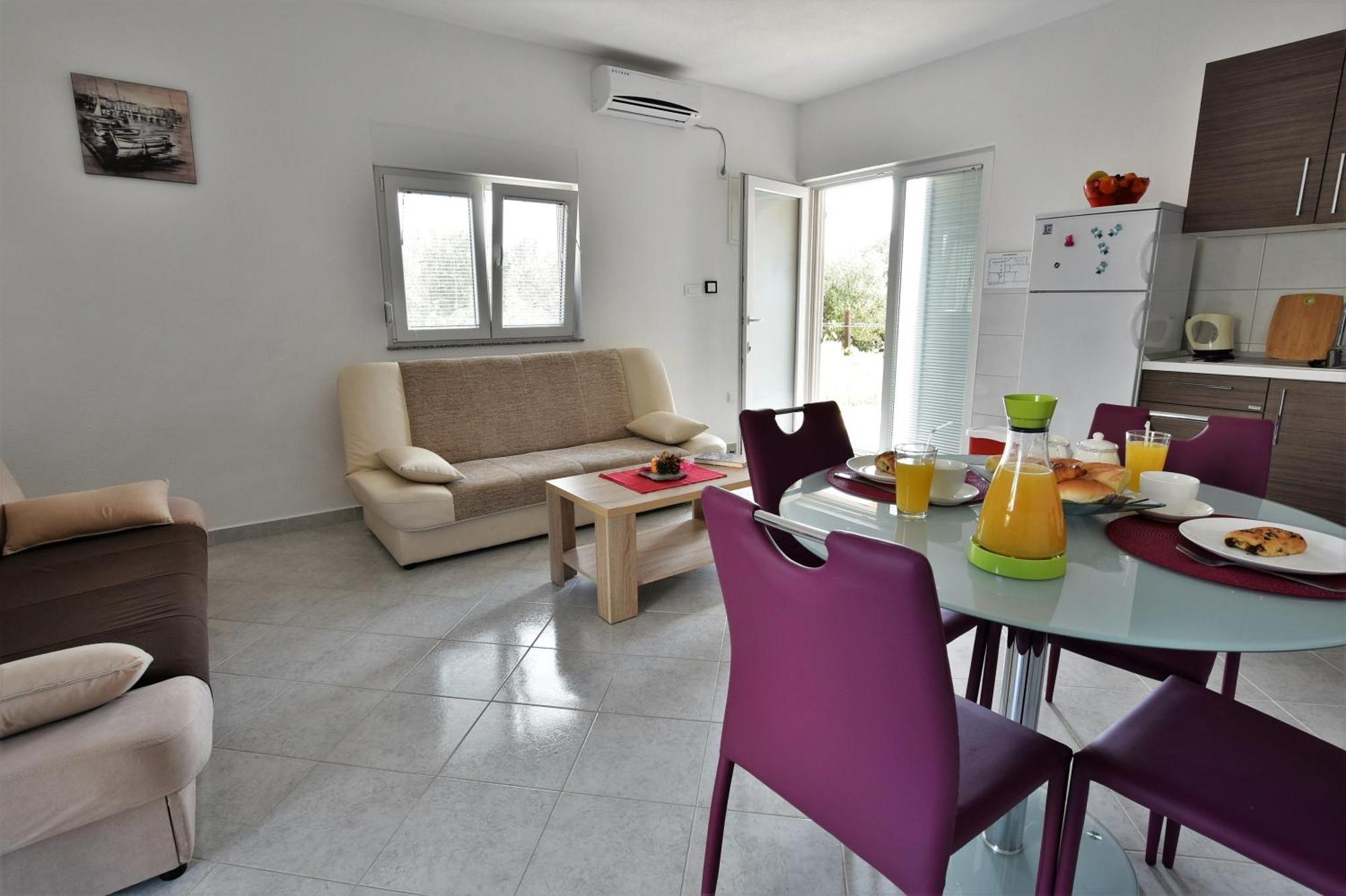Apartmani Natasa Nino Jezera, Murter Oda fotoğraf
