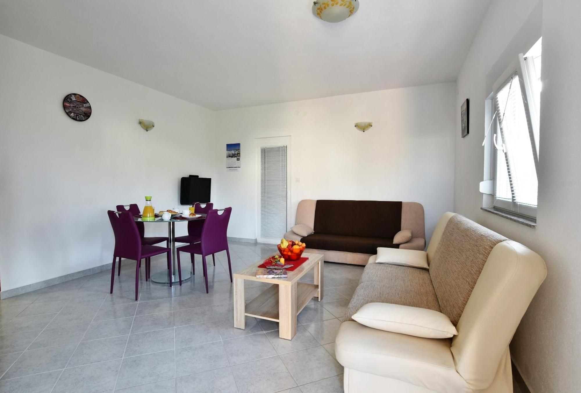 Apartmani Natasa Nino Jezera, Murter Oda fotoğraf