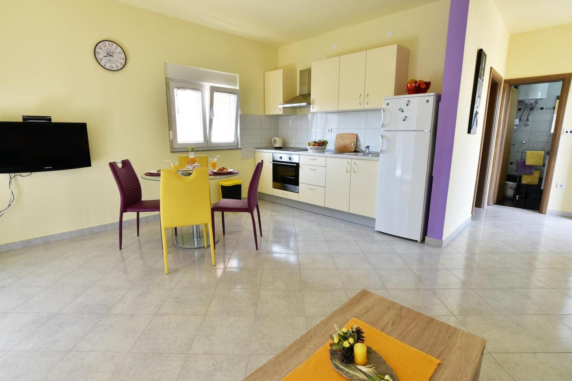 Apartmani Natasa Nino Jezera, Murter Oda fotoğraf