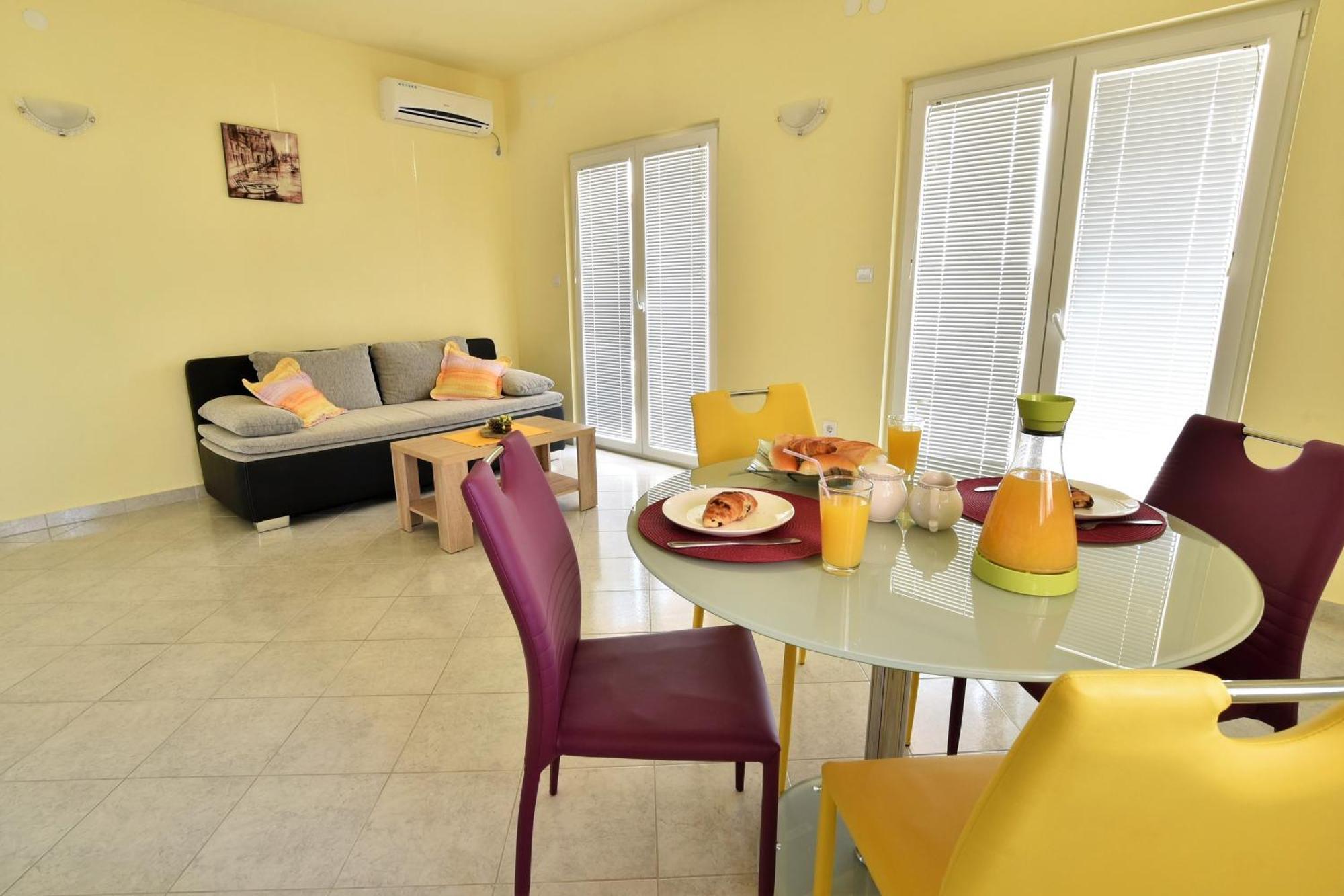 Apartmani Natasa Nino Jezera, Murter Oda fotoğraf