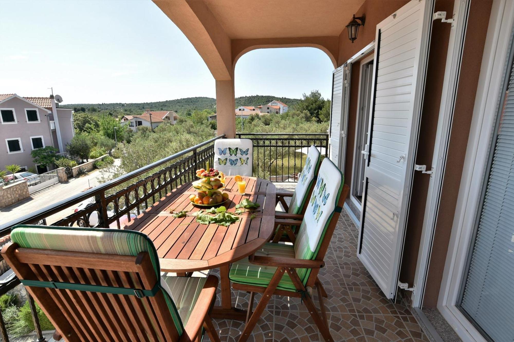 Apartmani Natasa Nino Jezera, Murter Oda fotoğraf